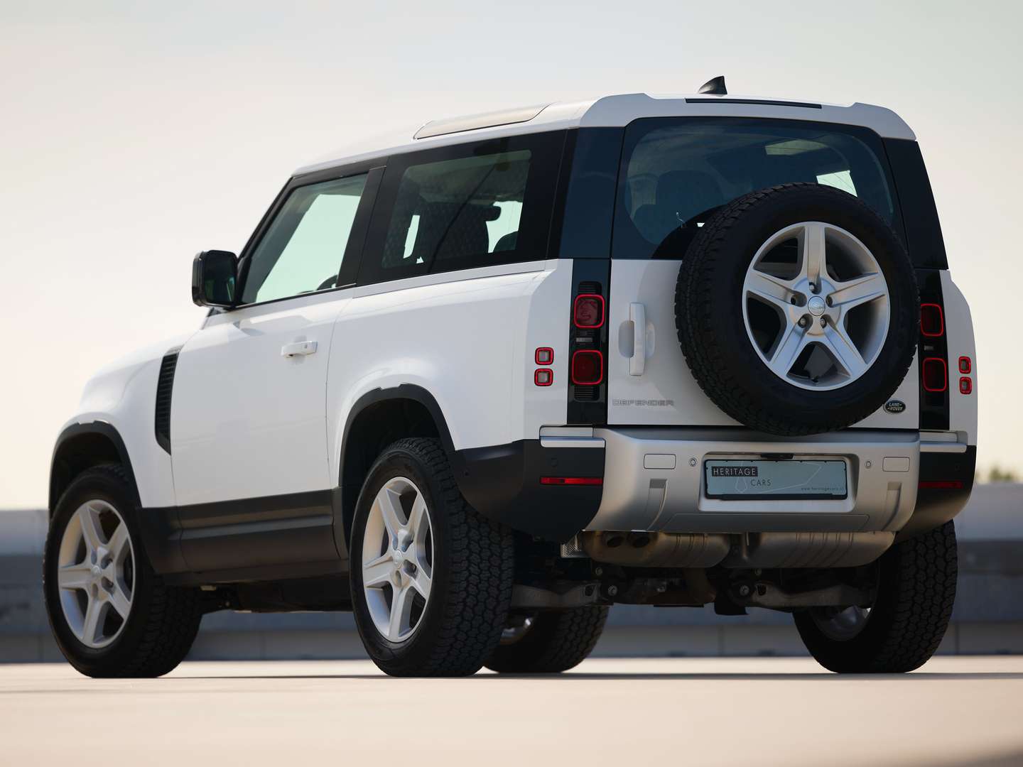 Land Rover Defender 90 D200 SE - 2023 - Joinsteer - #8