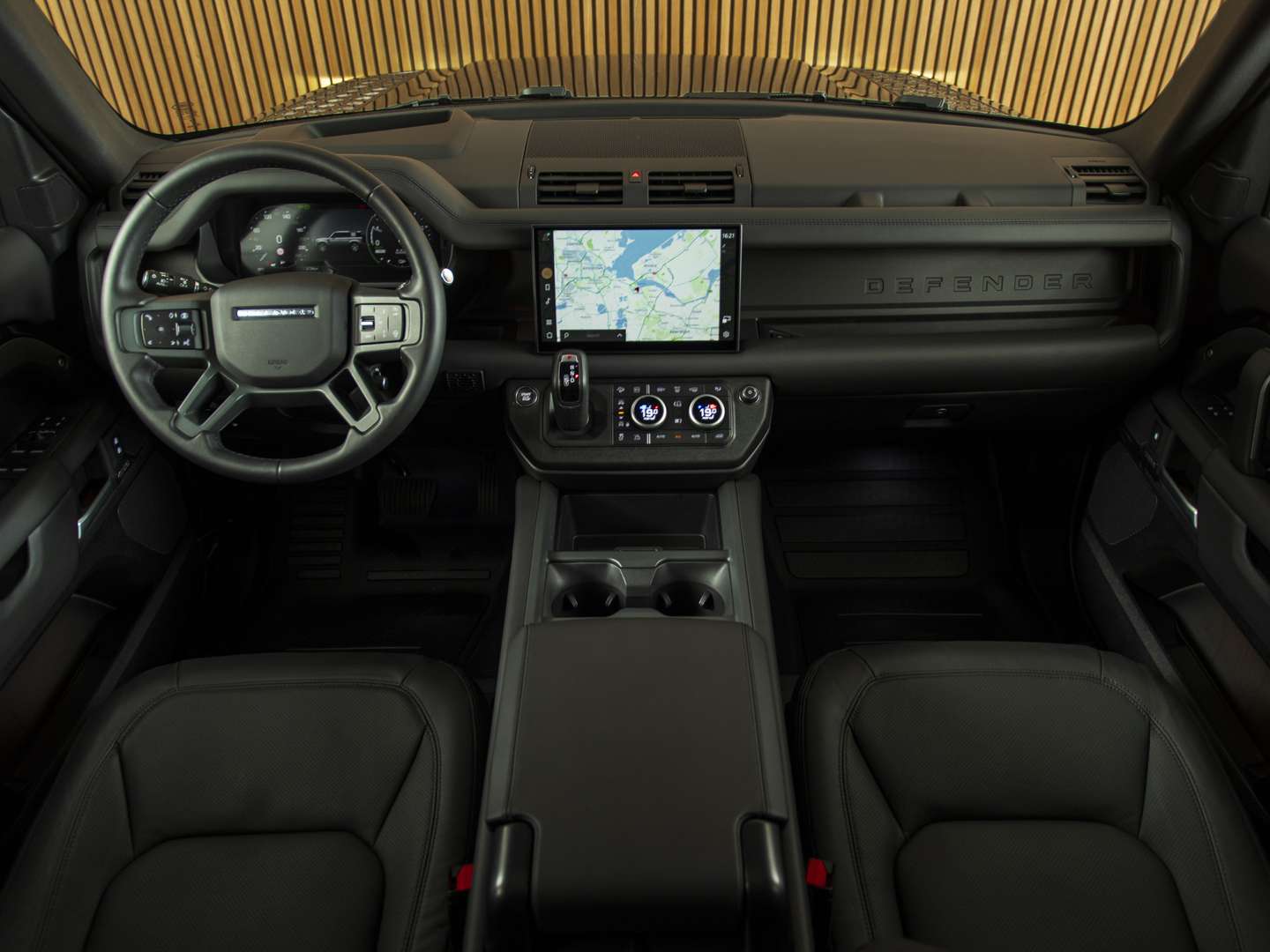 Land Rover Defender 110 X-Dynamic HSE P300e - 2025 - Joinsteer - #11