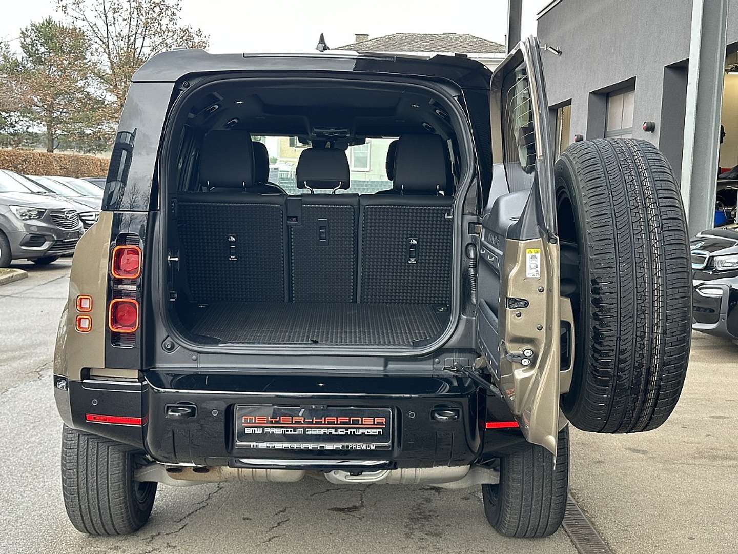 Land Rover Defender X-Dynamic SE D300 - 2024 - Joinsteer - #14