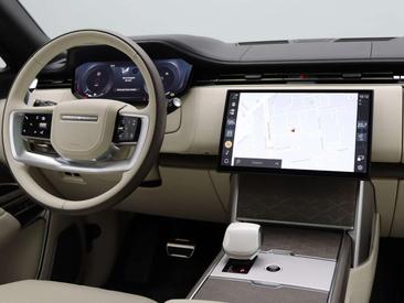 Land Rover Range Rover SV P550e — photo 32