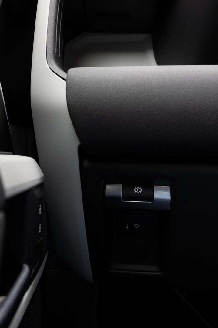 Land Rover Defender SE D250 MHEV - 2022 - Joinsteer - #32