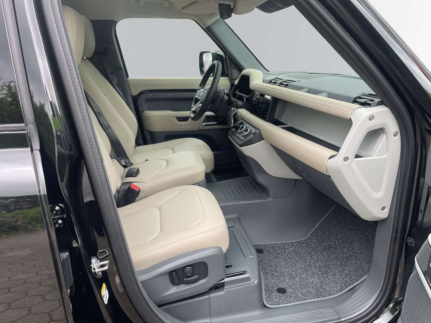 Land Rover Defender 110 SE P300e - 2024 - Joinsteer - #10