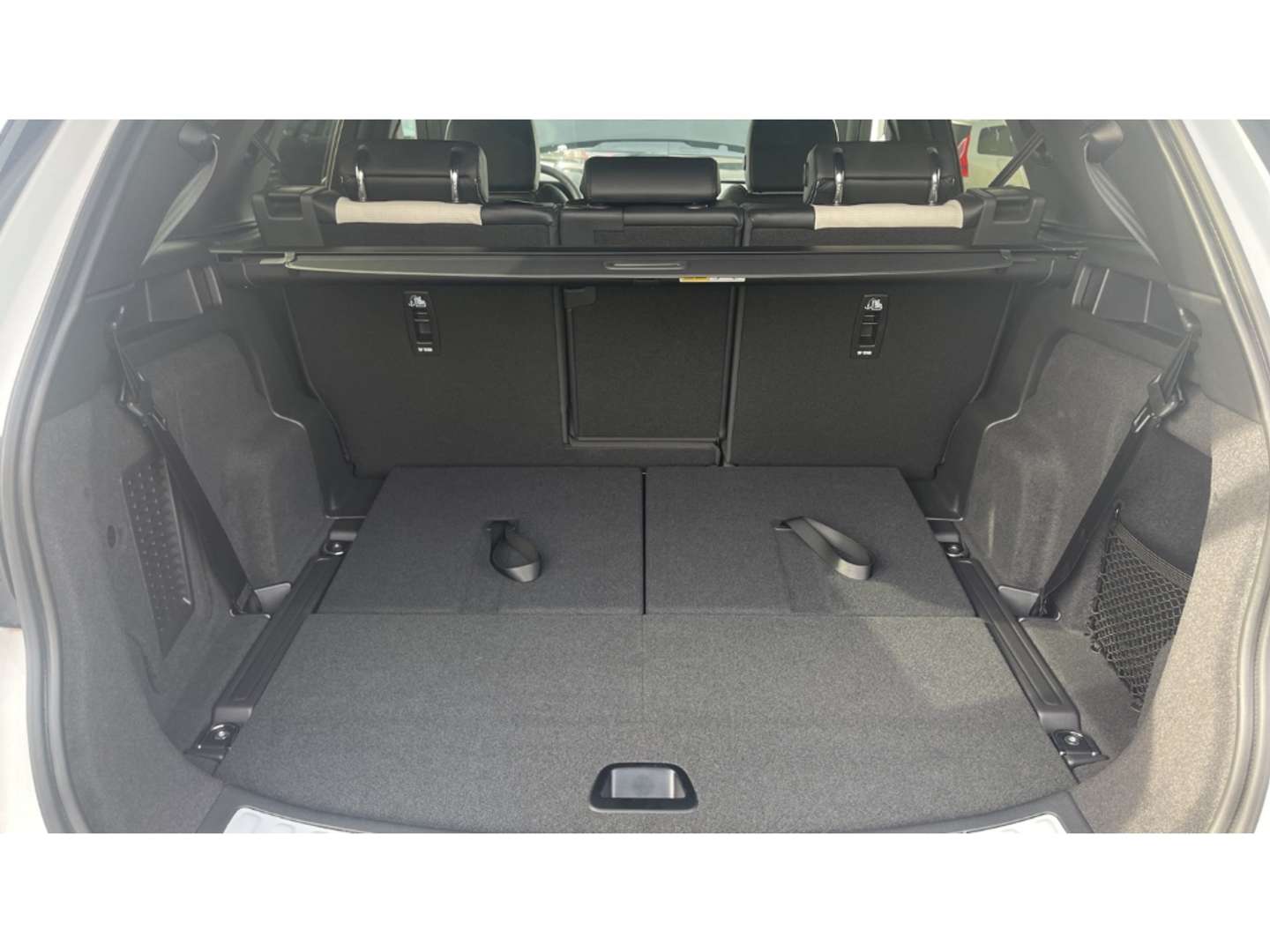 Land Rover Land Rover Discovery R-Dynamic SE D165 - 2024 - Joinsteer - #12