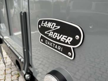Land Rover Defender 90 Daktari V8 — photo 16