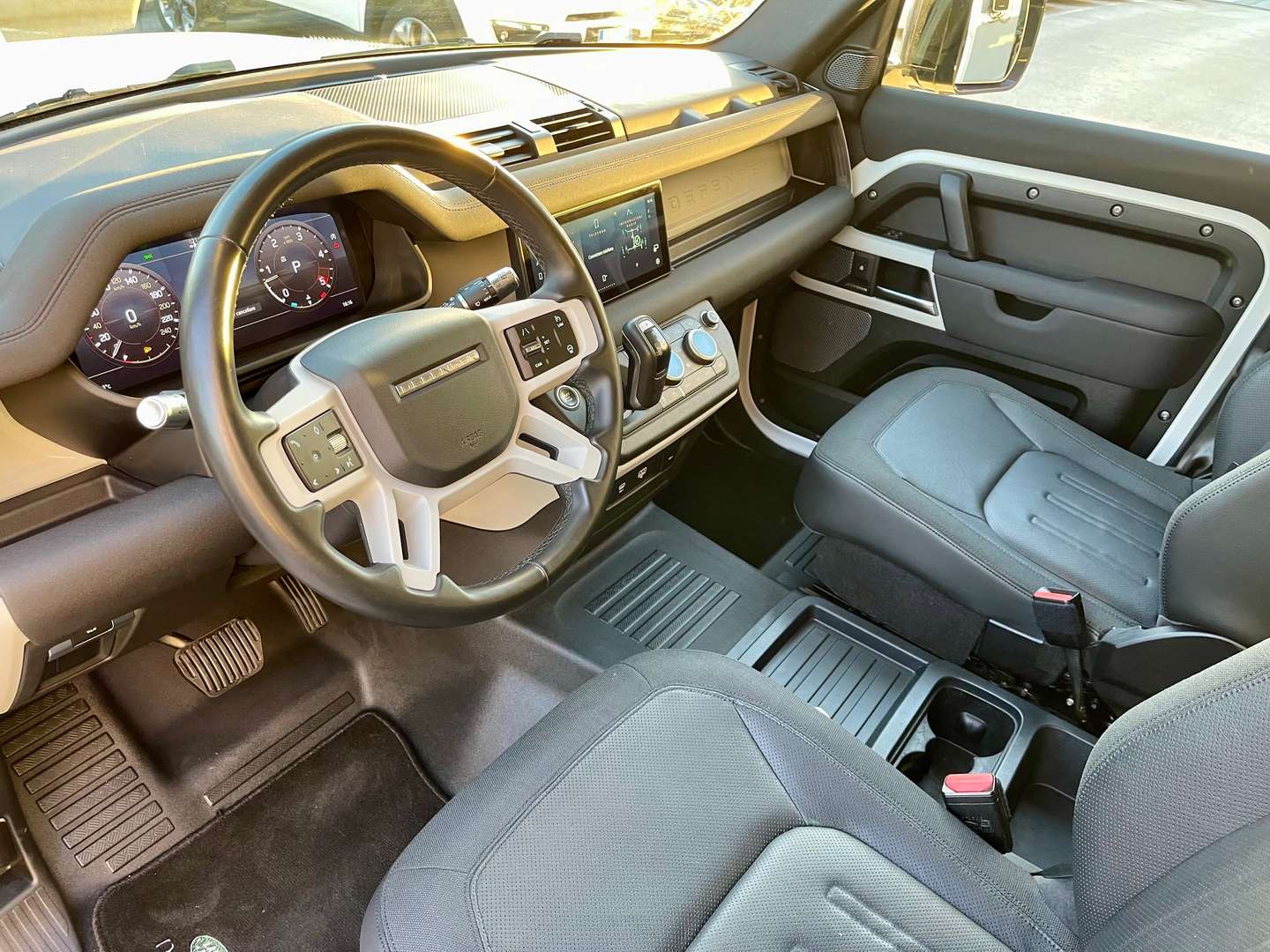 Land Rover Defender HSE 2.0d SD4 AWD - 2020 - Joinsteer - #10