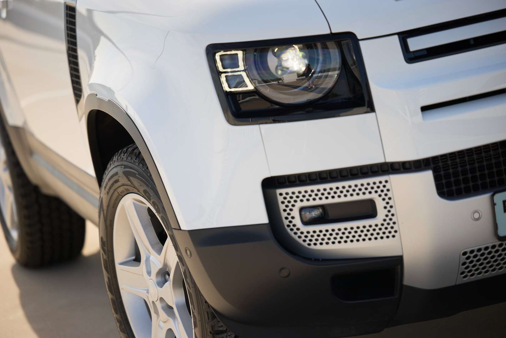 Land Rover Defender 90 D200 SE - 2023 - Joinsteer - #20