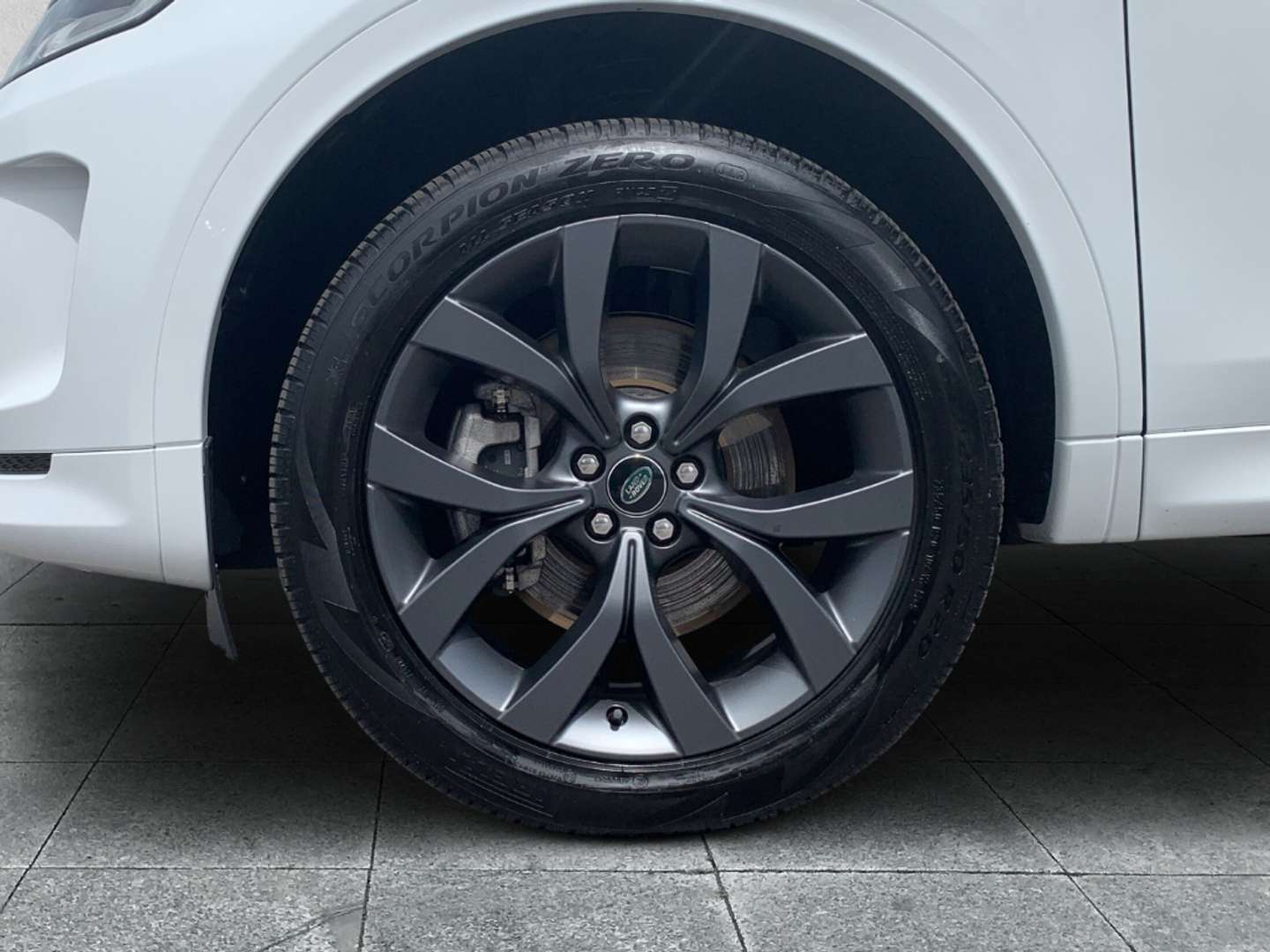 Land Rover Land Rover D165 R-Dynamic SE - 2024 - Joinsteer - #9