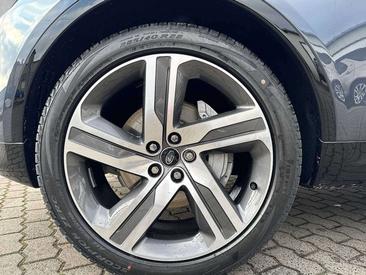 Land Rover Discovery D250 Dynamic HSE — photo 9