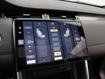 Land Rover Discovery Sport R-Dynamic SE P300e — photo 21