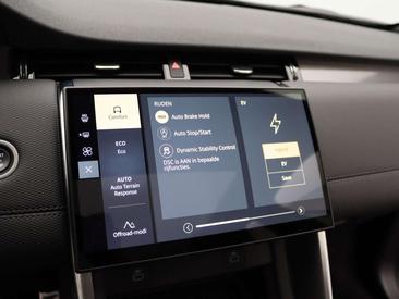 Land Rover Discovery Sport R-Dynamic SE P300e — photo 22