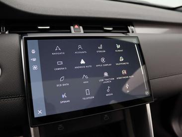 Land Rover Discovery Sport R-Dynamic SE P300e — photo 23