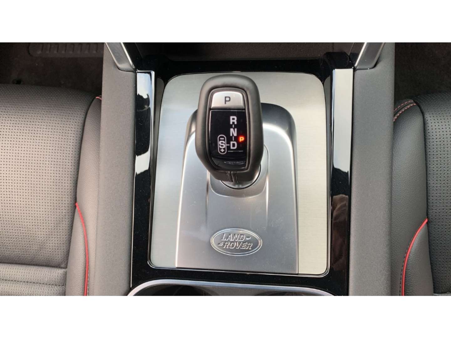 Land Rover Land Rover D165 R-Dynamic SE - 2024 - Joinsteer - #19