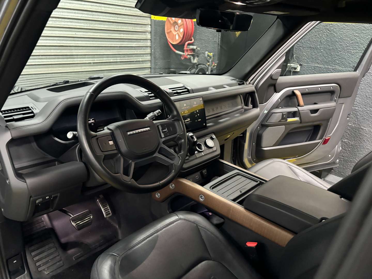 Land Rover Defender X-Dynamic P400 MHEV - 2023 - Joinsteer - #13
