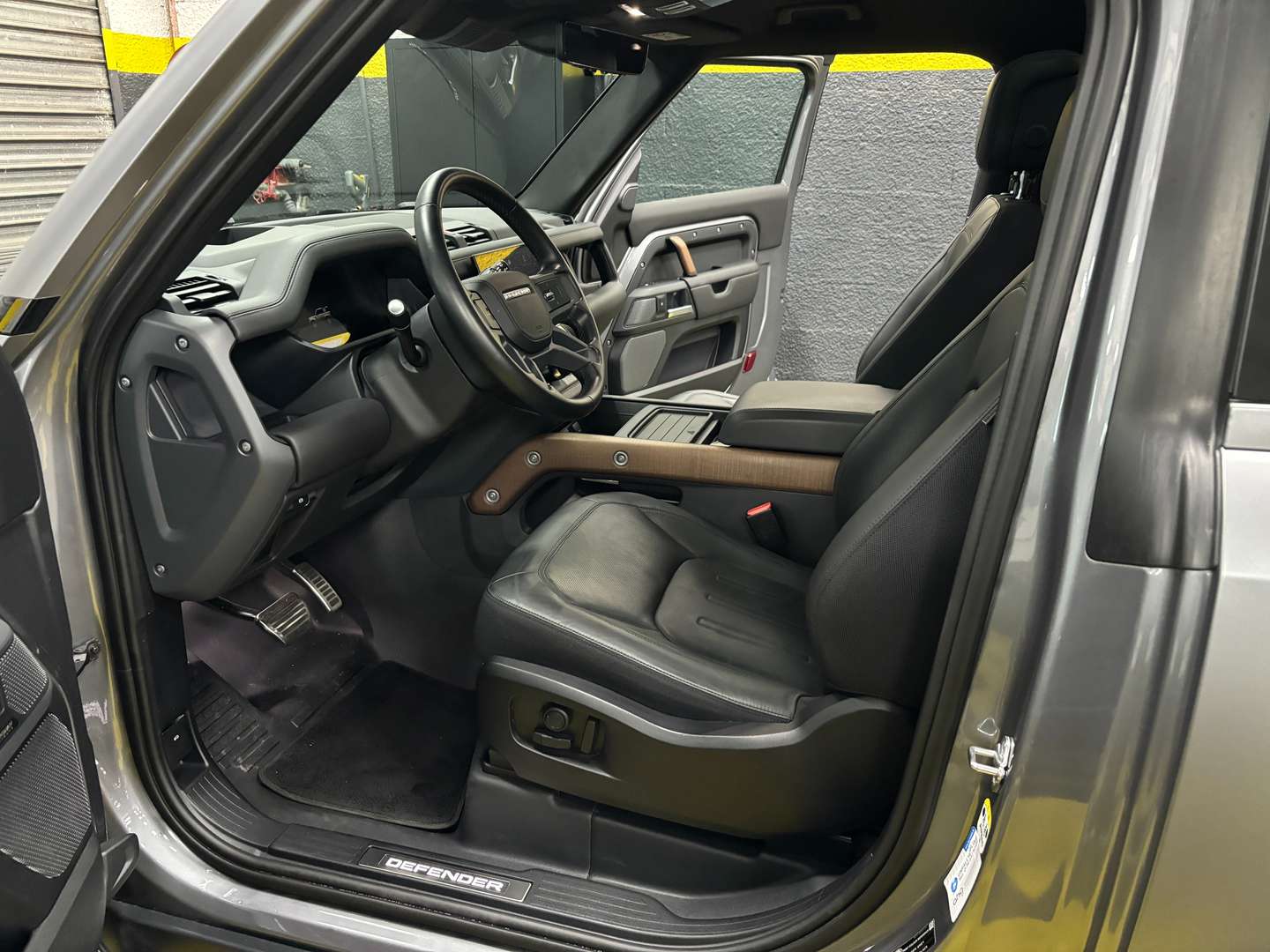 Land Rover Defender X-Dynamic P400 MHEV - 2023 - Joinsteer - #15