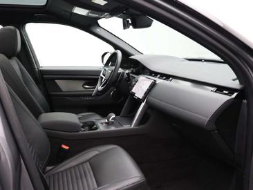 Land Rover Discovery Sport R-Dynamic SE P300e — photo 33