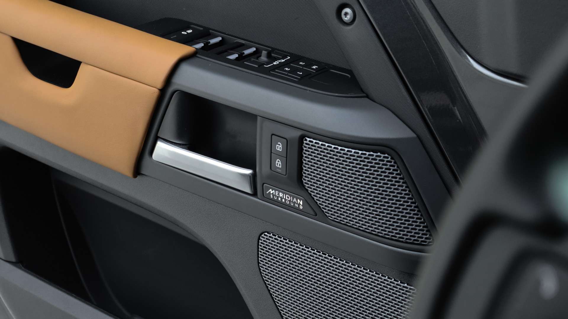 Land Rover Defender P400 X-Dynamic HSE - 2023 - Joinsteer - #11