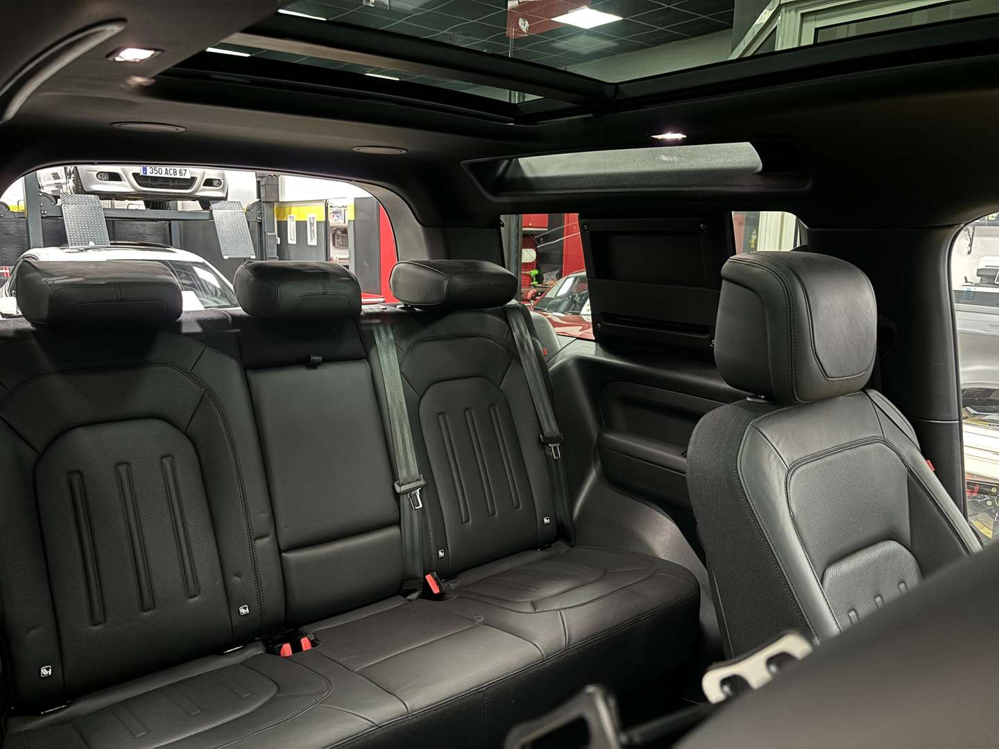 Land Rover Defender X-Dynamic P400 MHEV - 2023 - Joinsteer - #27