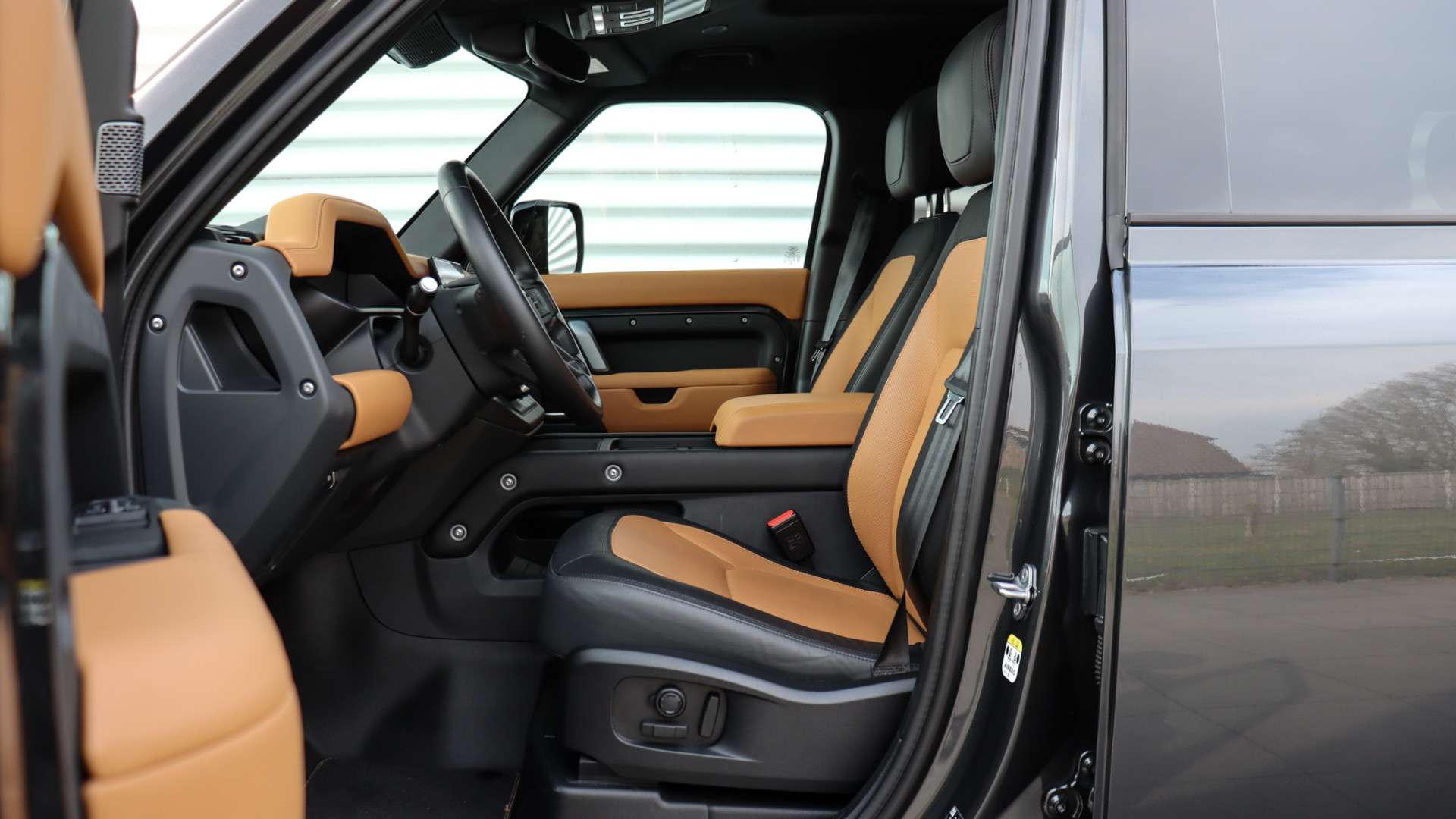 Land Rover Defender P400 X-Dynamic HSE - 2023 - Joinsteer - #25