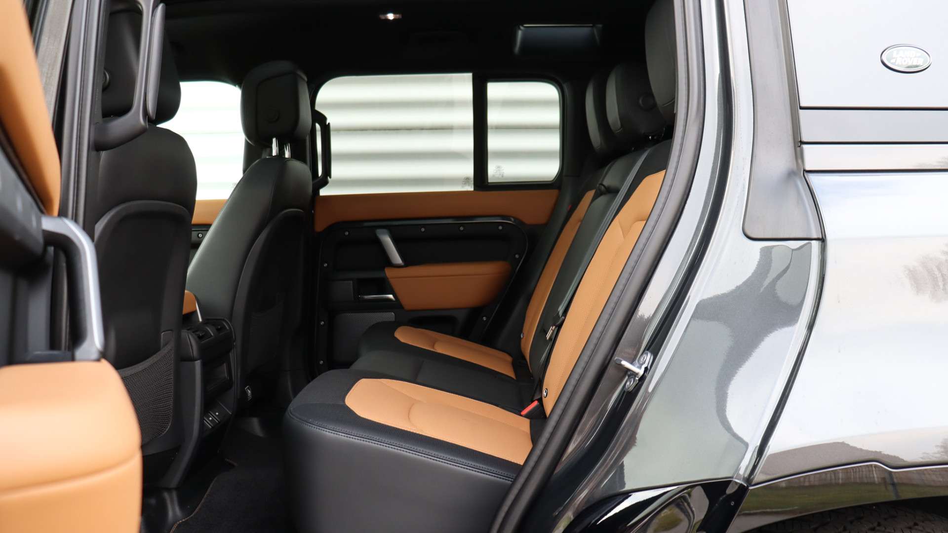 Land Rover Defender P400 X-Dynamic HSE - 2023 - Joinsteer - #26