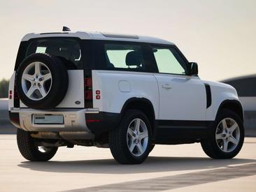 Land Rover Defender 90 D200 SE — photo 28