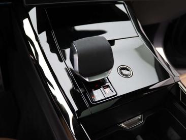 Land Rover Range Rover Sport P550e Autobiography — photo 16