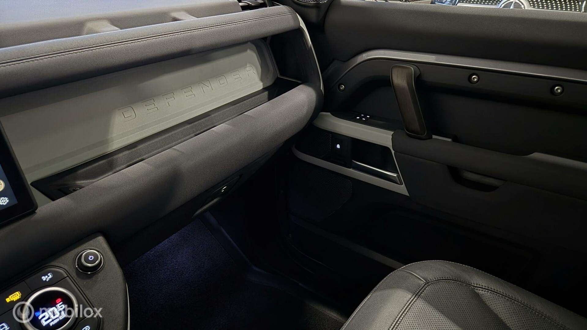 Land Rover Defender SE D250 - 2023 - Joinsteer - #23