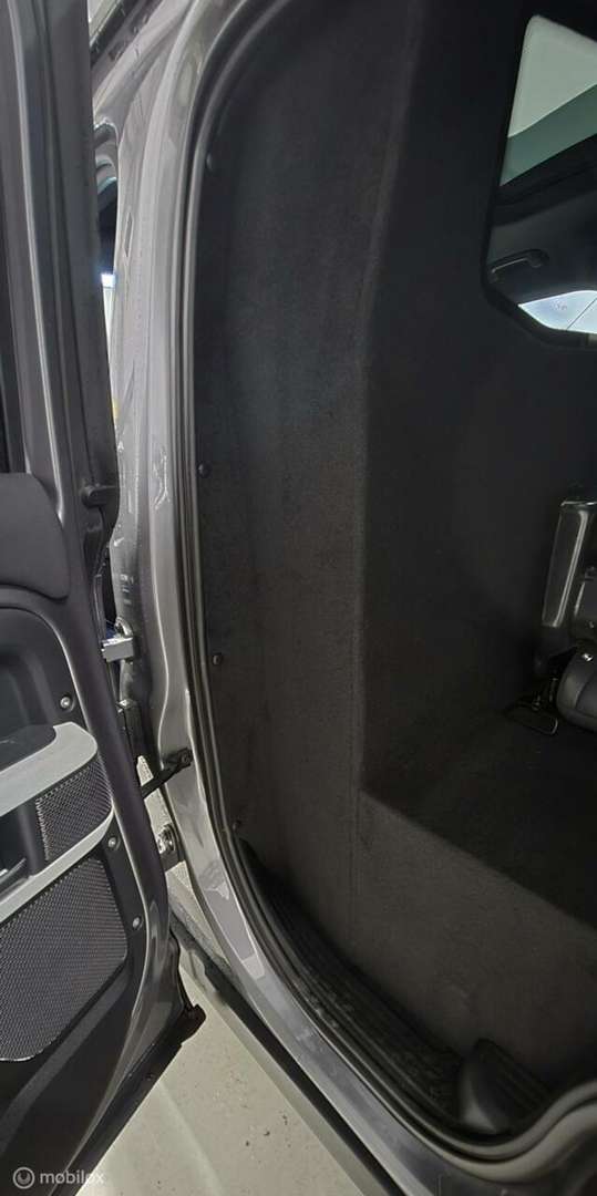 Land Rover Defender SE D250 - 2023 - Joinsteer - #24