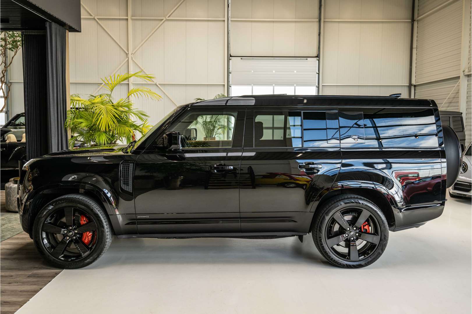 Land Rover Defender 130 P400 X - 2024 - Joinsteer - #11