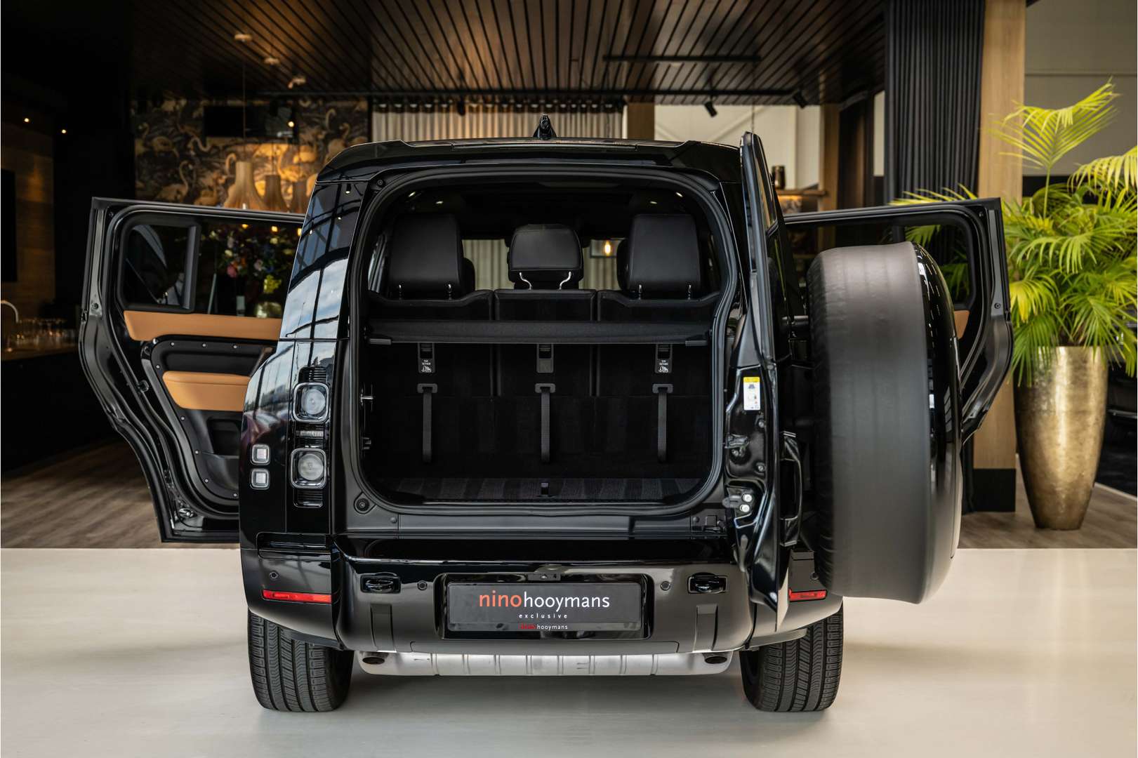 Land Rover Defender 130 P400 X - 2024 - Joinsteer - #14