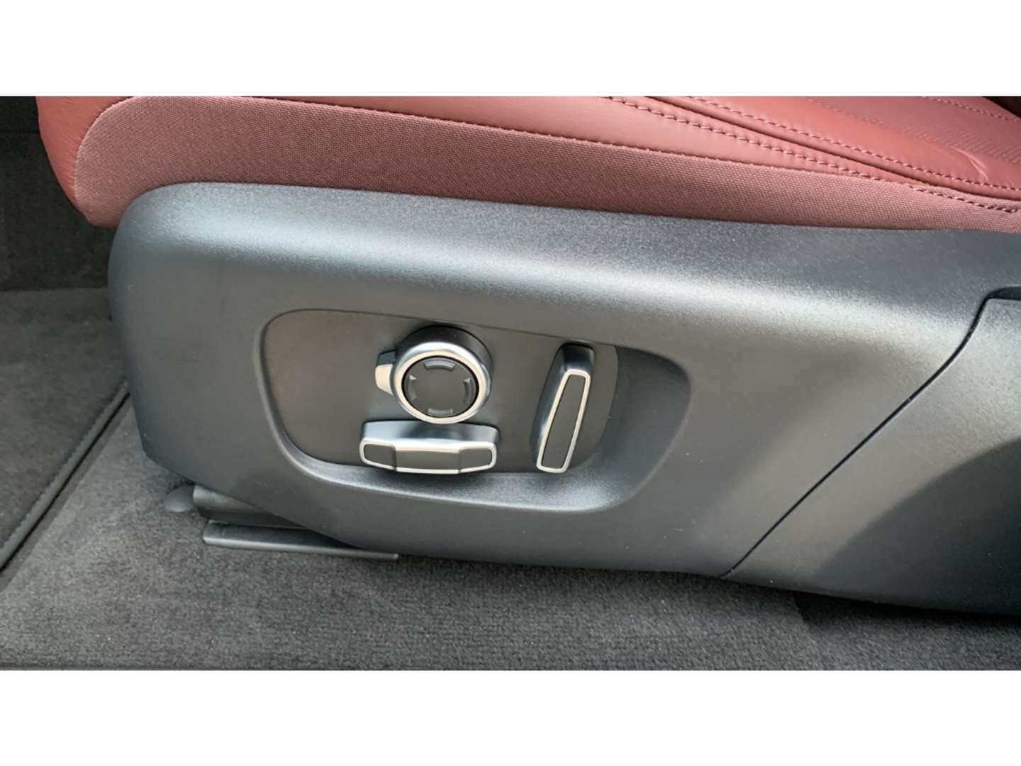 Land Rover Land Rover D200 Autobiography - 2024 - Joinsteer - #27