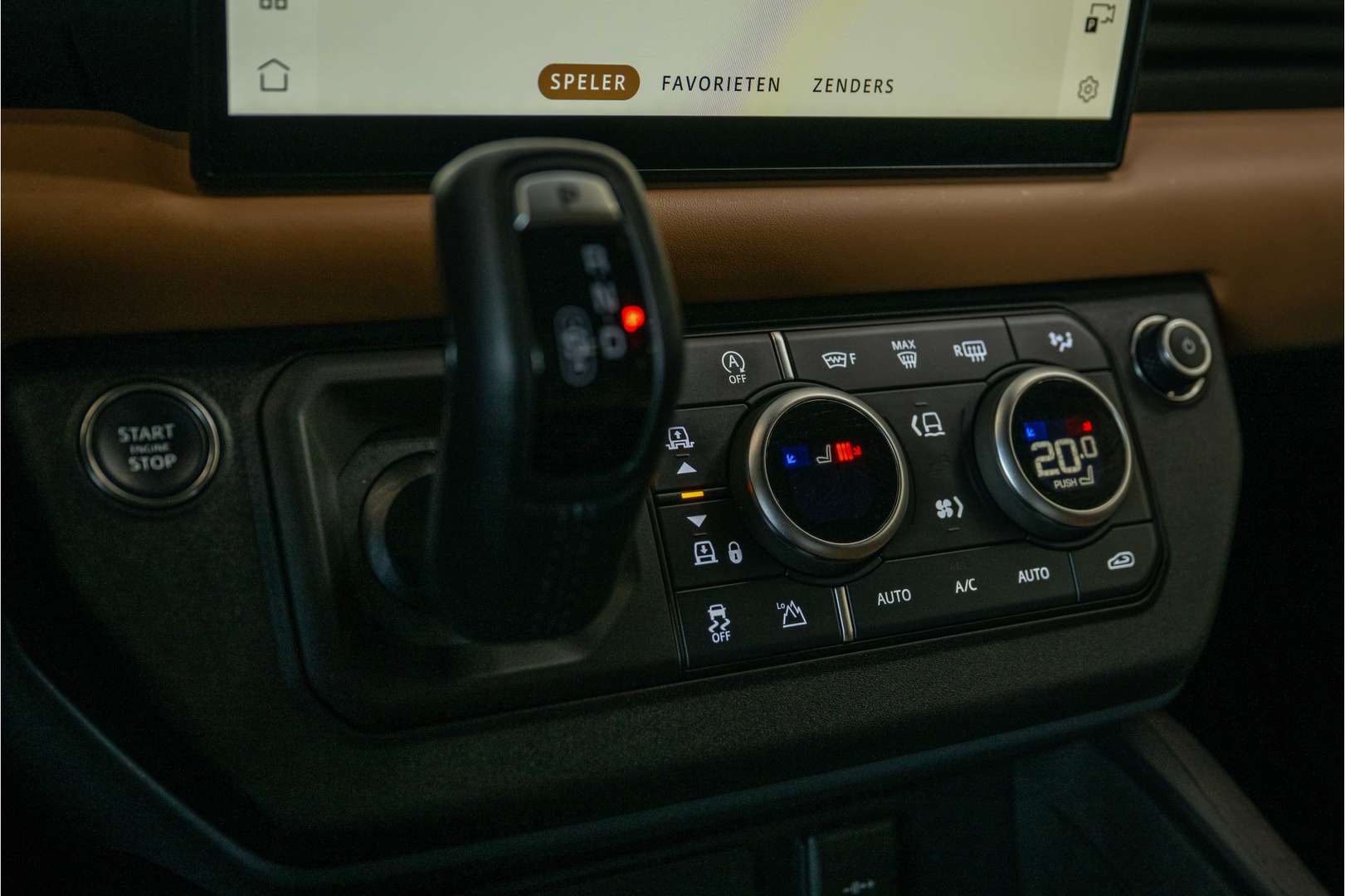 Land Rover Defender 130 P400 X - 2024 - Joinsteer - #31