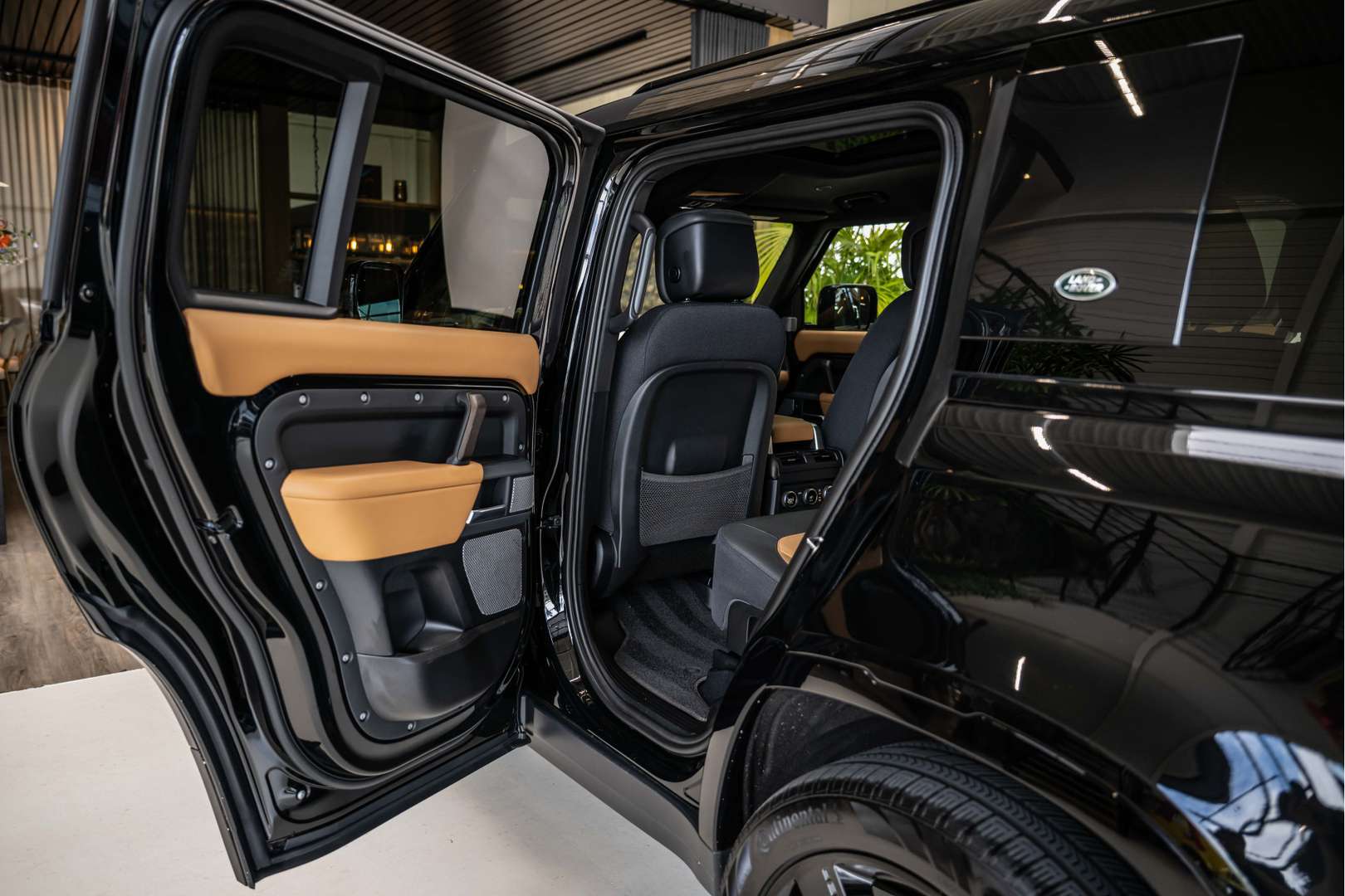 Land Rover Defender 130 P400 X - 2024 - Joinsteer - #35