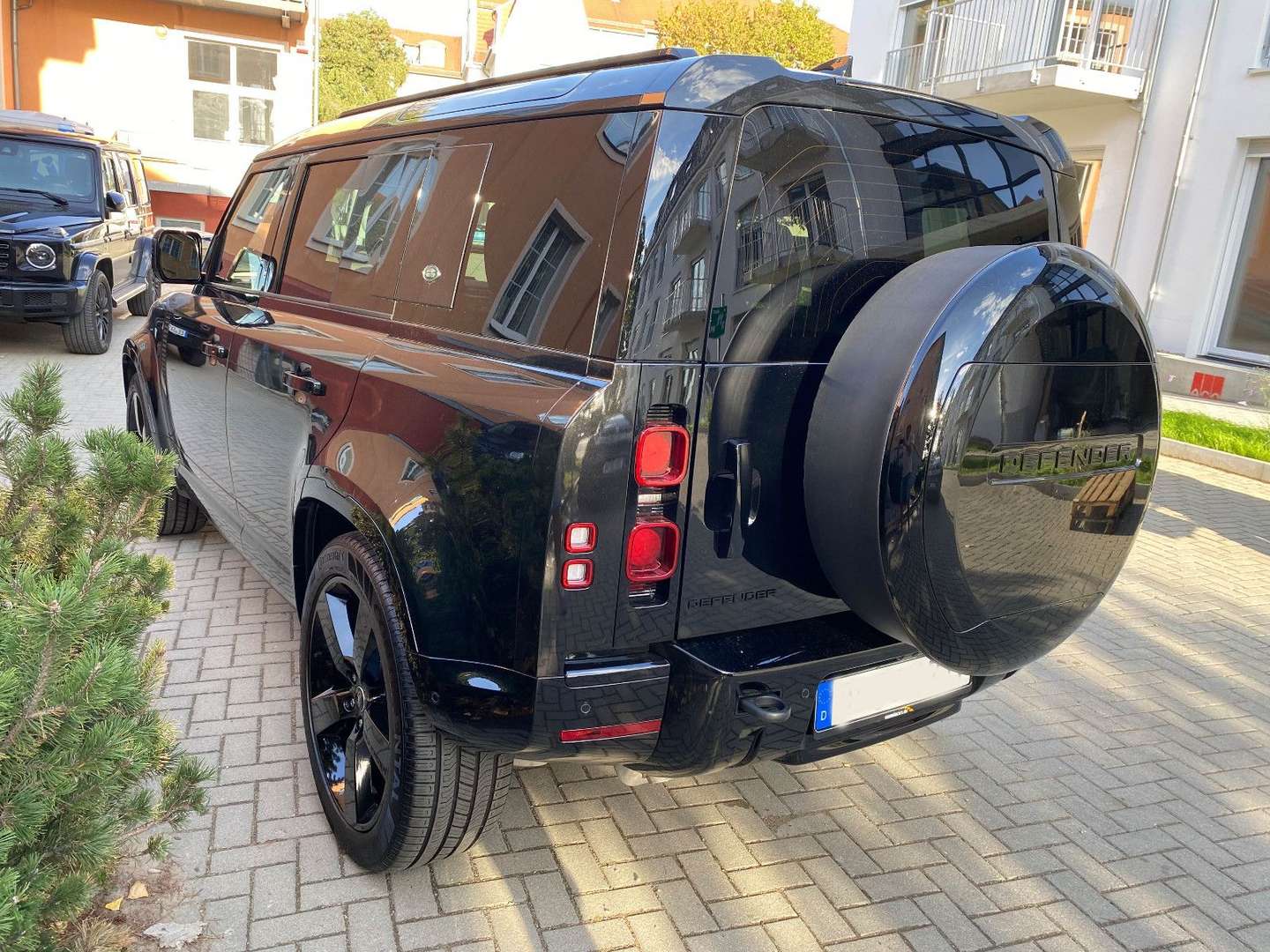 Land Rover Defender X-Dynamic SE - 2023 - Joinsteer - #9