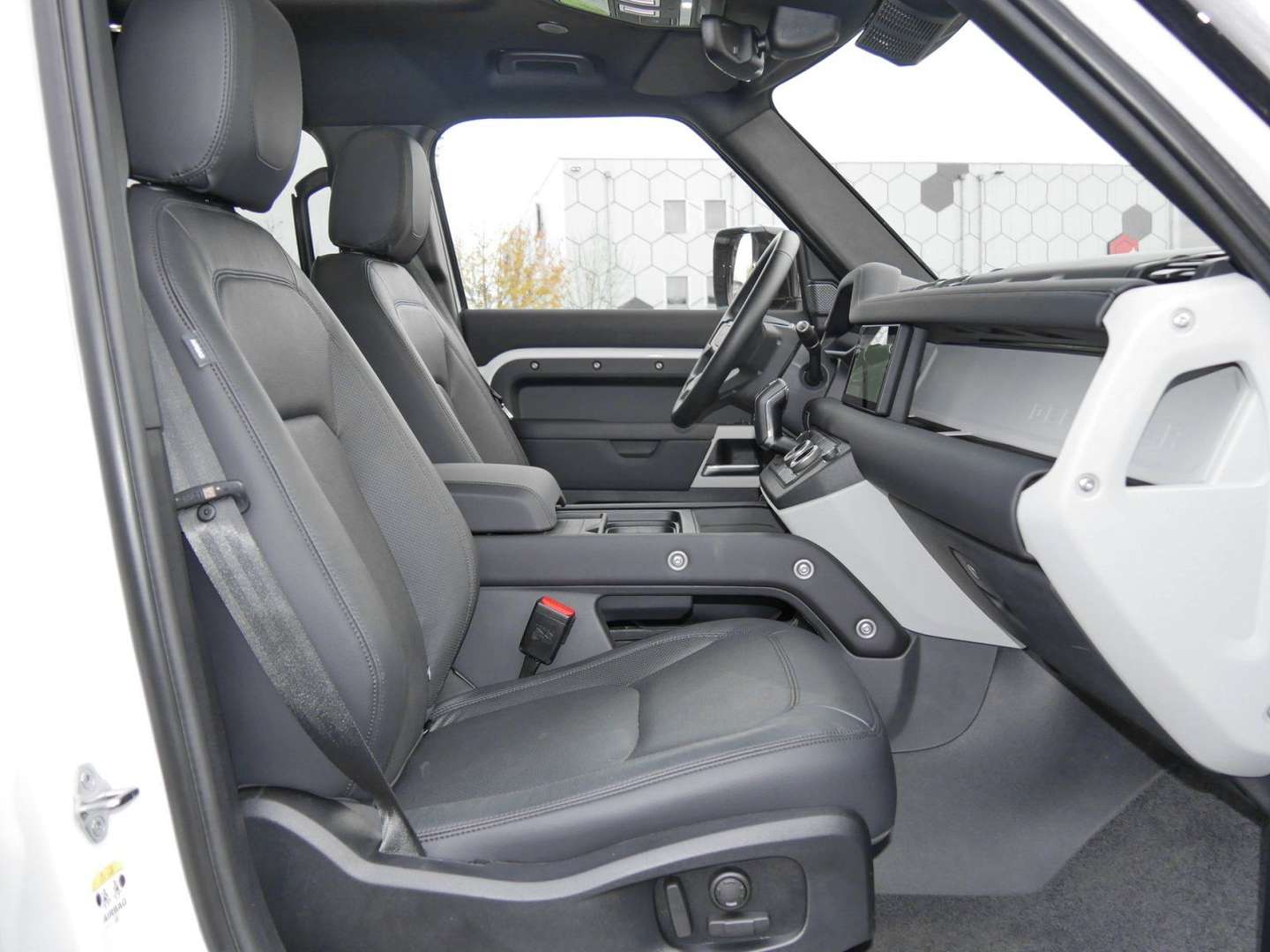 Land Rover Defender SE - 2023 - Joinsteer - #3