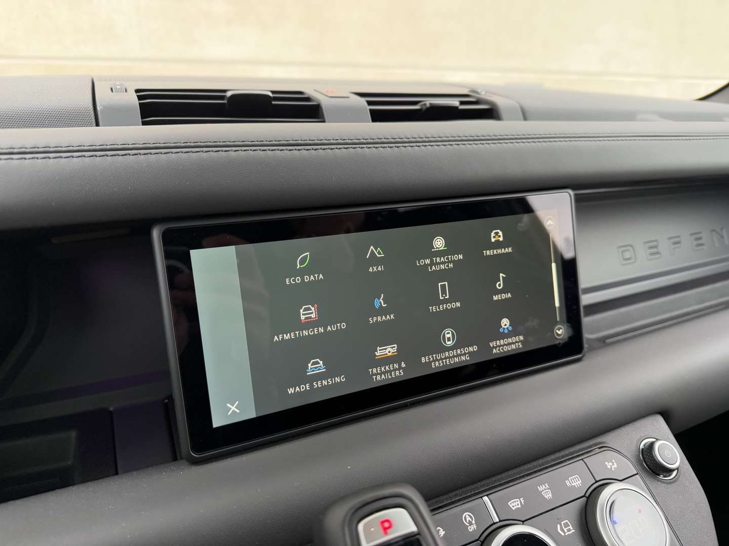 Land Rover Defender X-Dynamic SE 3.0 D250 MHEV - 2024 - Joinsteer - #27