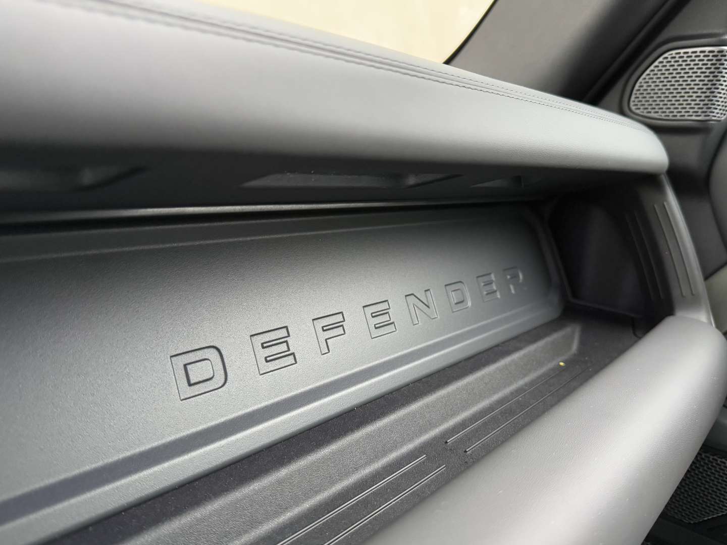 Land Rover Defender X-Dynamic SE 3.0 D250 MHEV - 2024 - Joinsteer - #38