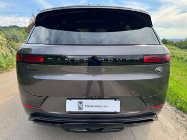 Land Rover Range Rover Sport Dynamic HSE D250 — photo 2