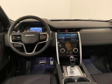 Land Rover Discovery Sport P300e R-Dynamic S — photo 29