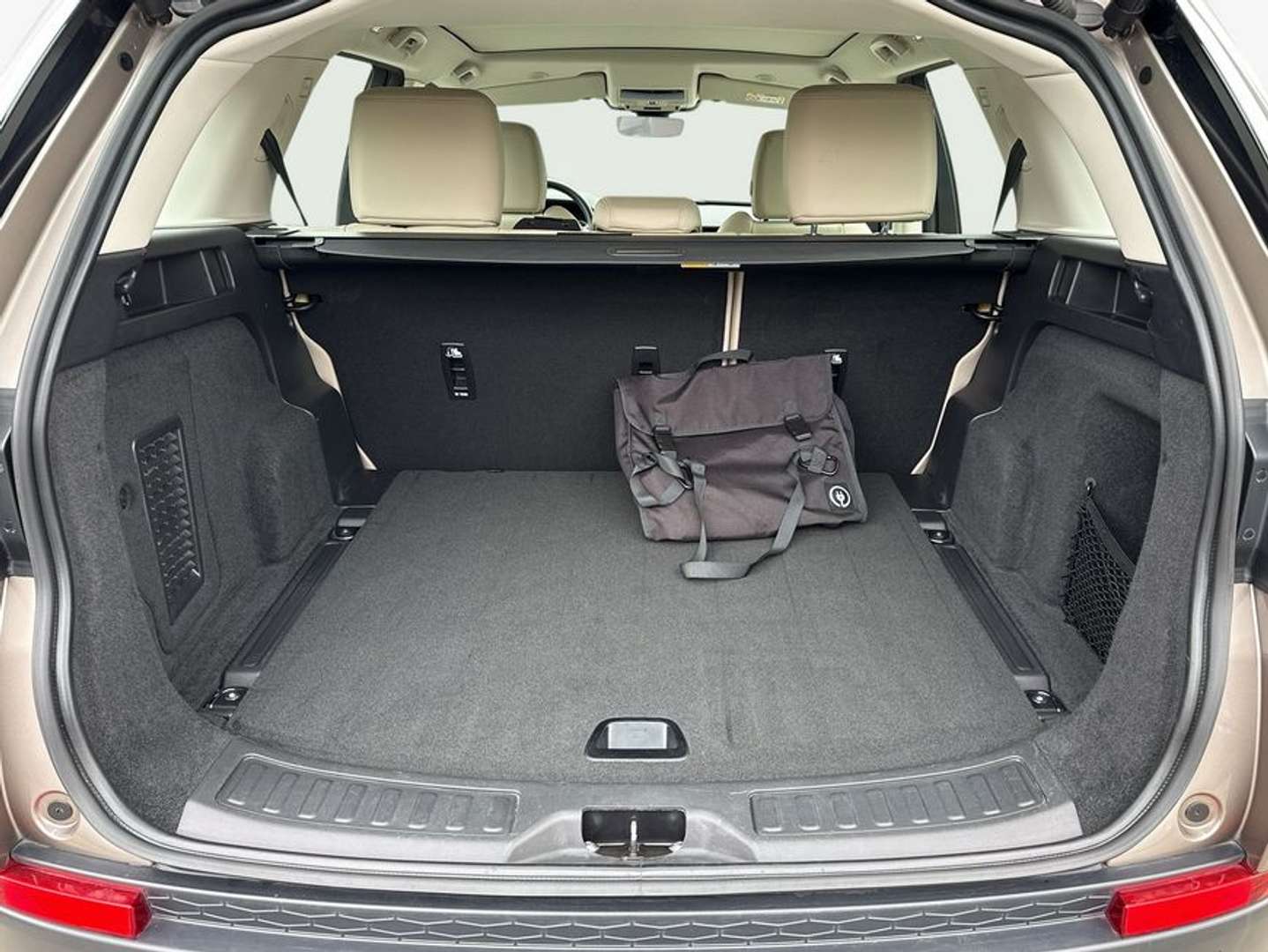 Land Rover Discovery Sport SE P300e - 2022 - Joinsteer - #13