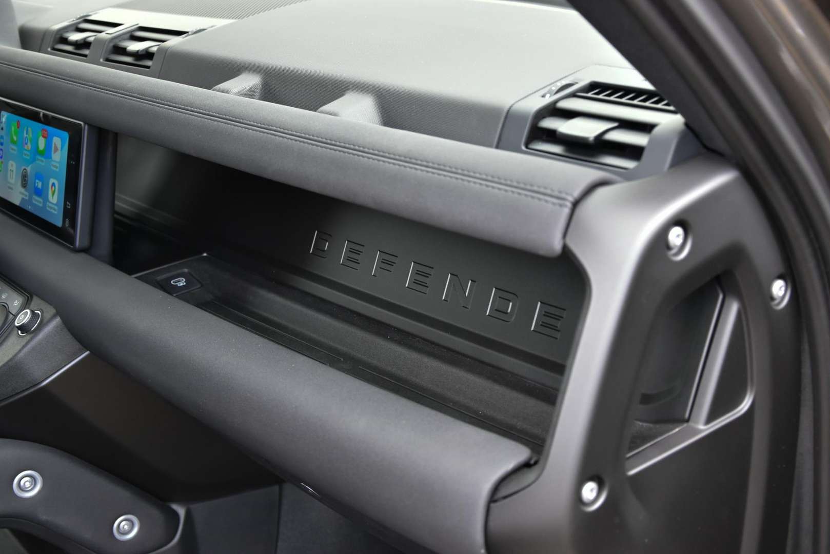 Land Rover Defender X-DYNAMIC D250 - 2023 - Joinsteer - #20