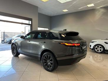 Land Rover Range Rover Velar D180 — photo 8