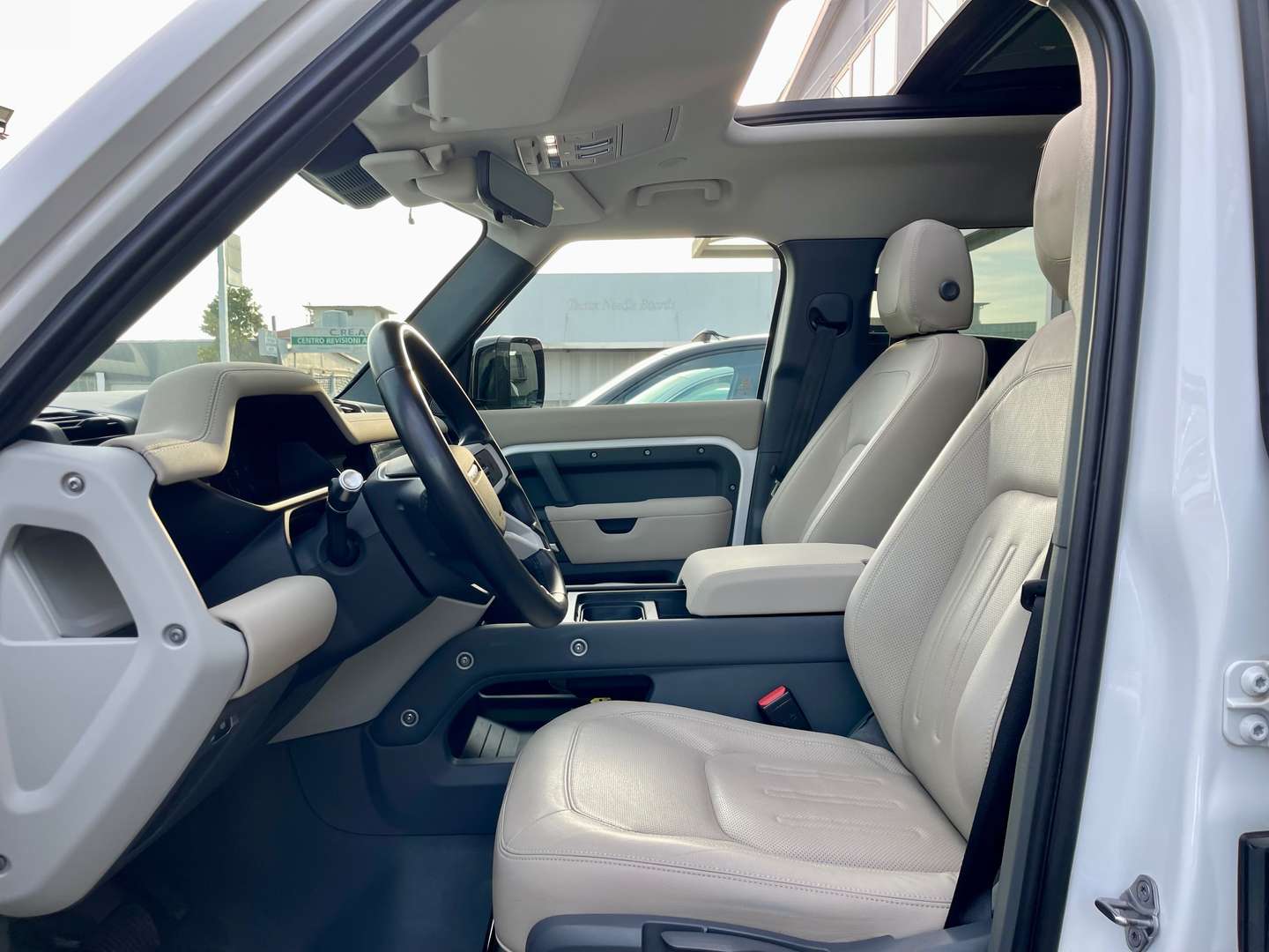 Land Rover Defender HSE 3.0d - 2021 - Joinsteer - #8