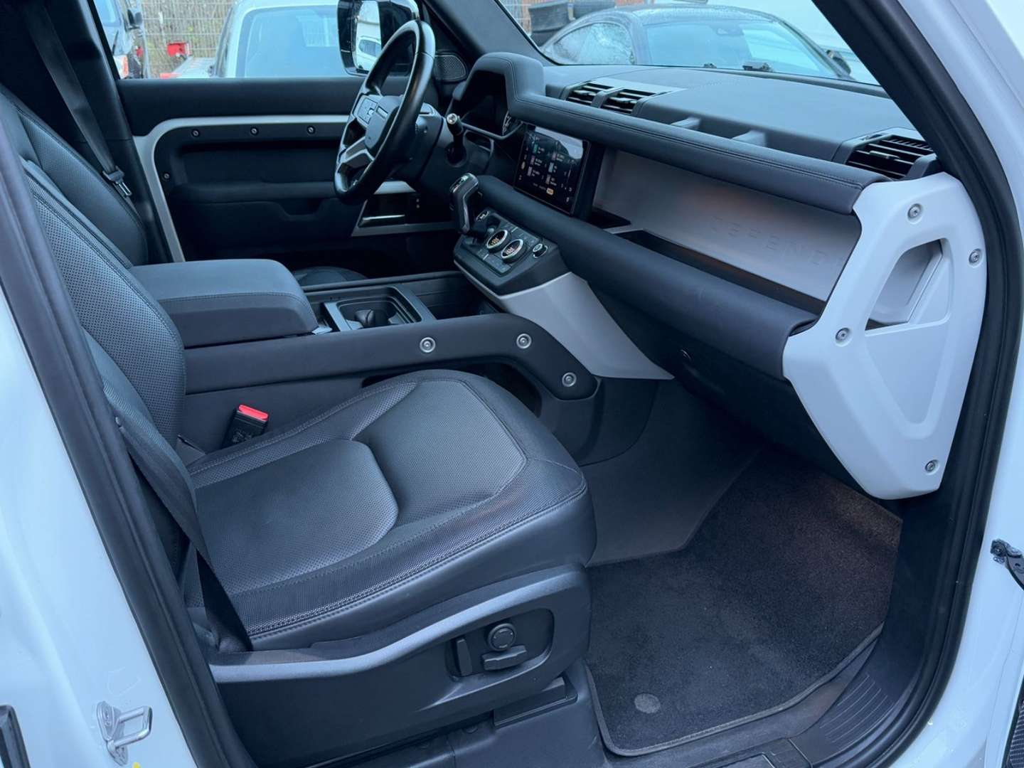 Land Rover Defender X-Dynamic SE - 2022 - Joinsteer - #8