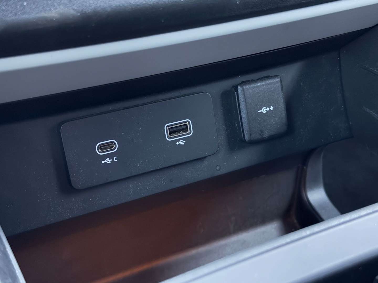 Land Rover Defender X-Dynamic SE - 2022 - Joinsteer - #19