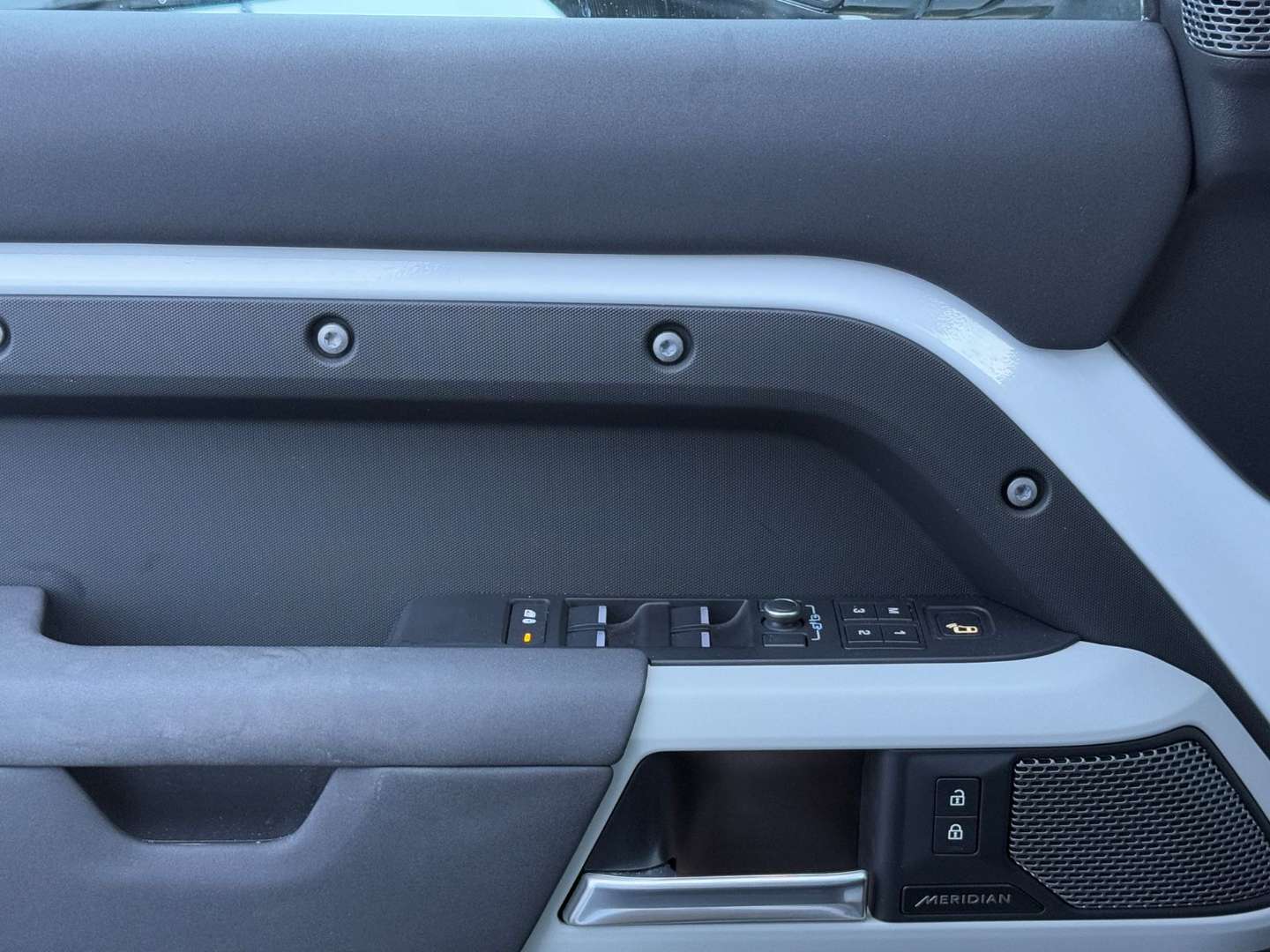 Land Rover Defender X-Dynamic SE - 2022 - Joinsteer - #20