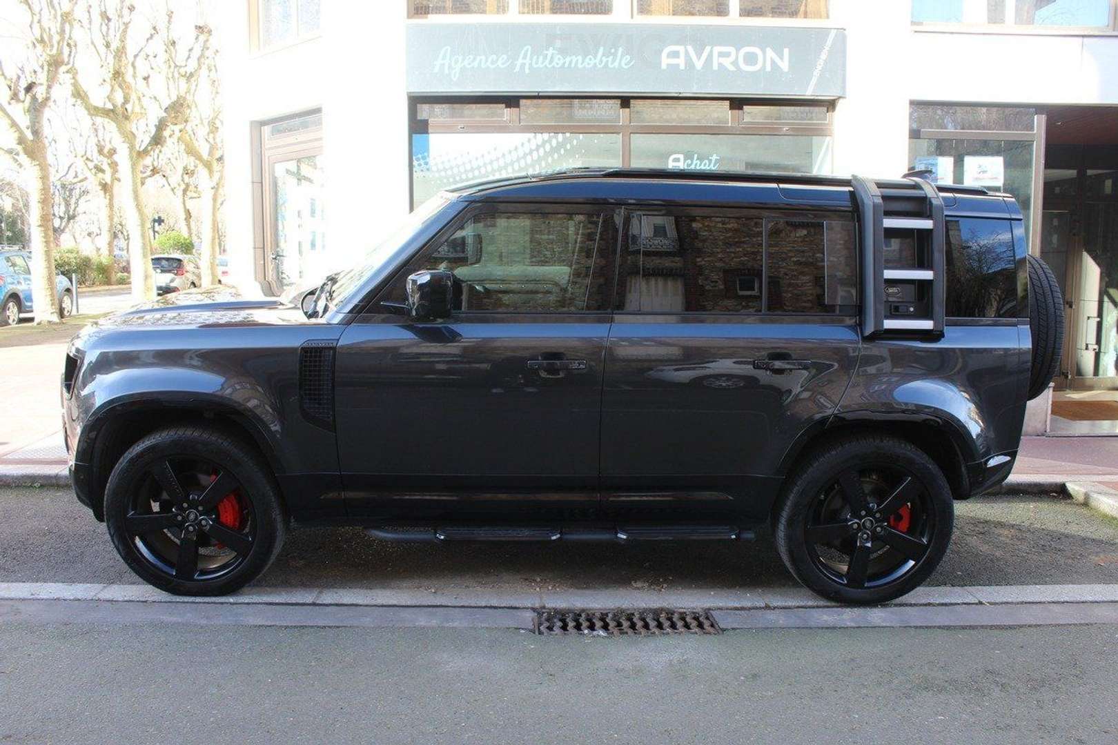 Land Rover Defender 110 D300 X-Dynamic SE - 2023 - Joinsteer - #3