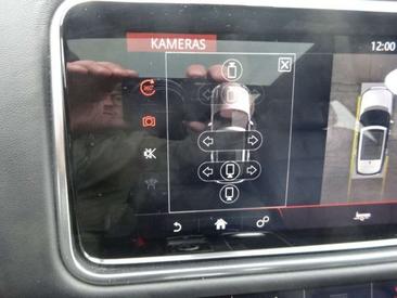 Land Rover Range Rover Vogue SDV8 — photo 19