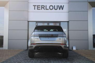 Land Rover Range Rover Evoque P300e R-Dynamic S — photo 7