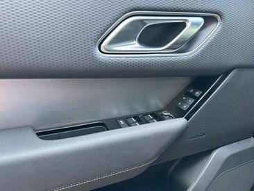 Land Rover Range Rover Velar D200 Dynamic S — photo 24