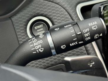 Land Rover Range Rover Velar D200 Dynamic S — photo 26